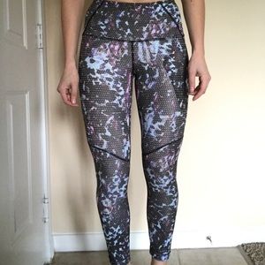 lululemon leggings, size 2, like new